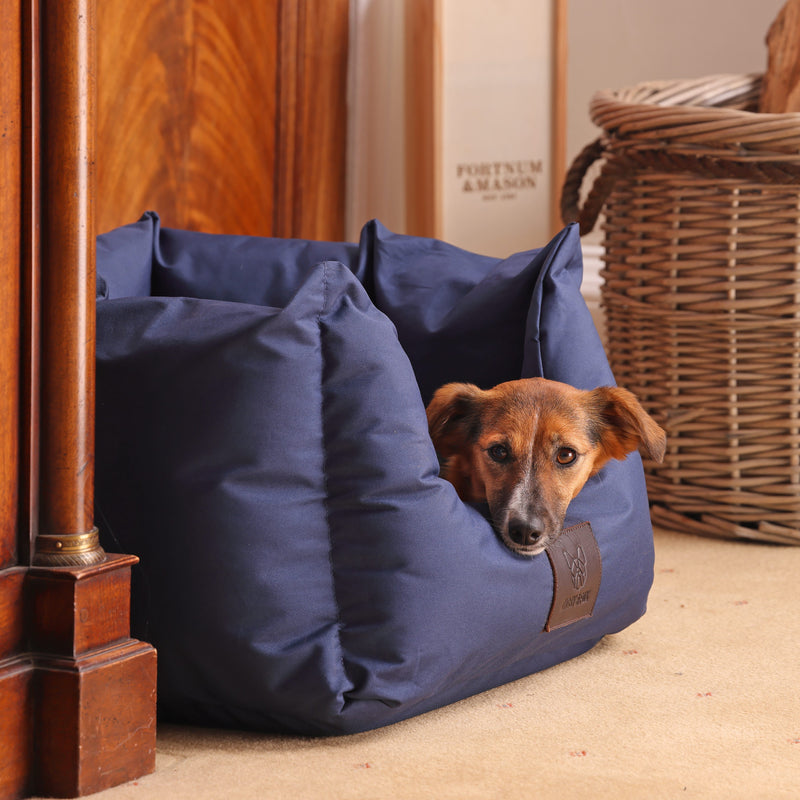 Load image into Gallery viewer, Digby &amp; Fox Nest Dog Bed
