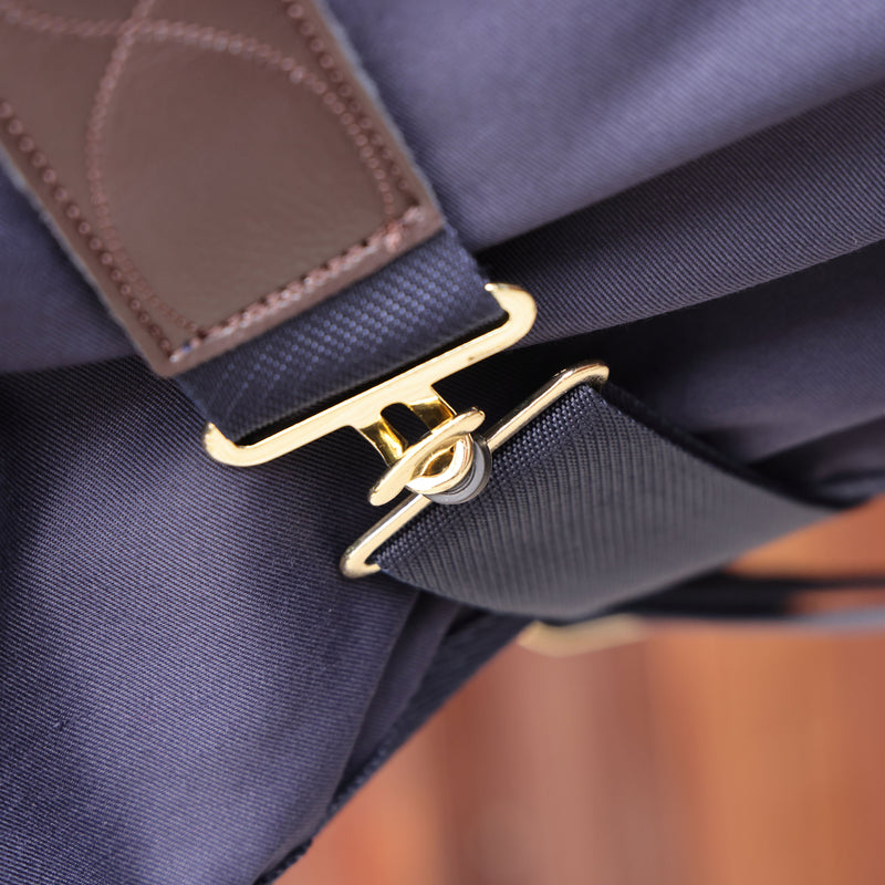 Load image into Gallery viewer, 10228 - Shires Deluxe Stable Sheet
