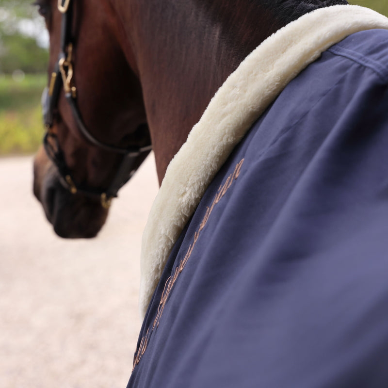 Load image into Gallery viewer, 10228 - Shires Deluxe Stable Sheet
