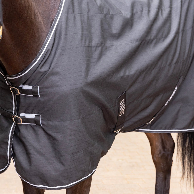 Load image into Gallery viewer, 10454 - Shires Tempest Original Lite Stable Rug
