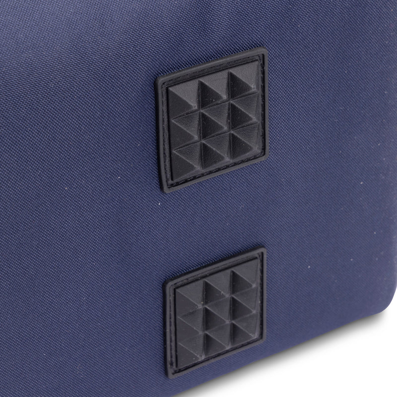 Load image into Gallery viewer, Aubrion Equestrian Grooming Kit Bag
