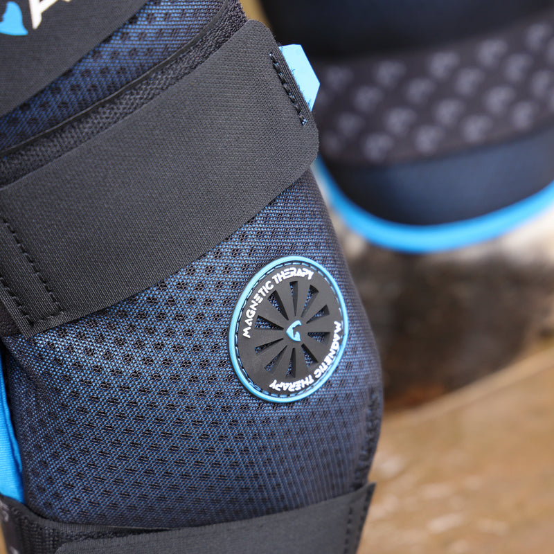 Load image into Gallery viewer, ARMA Magnetic Boots
