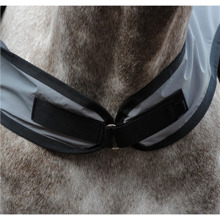 Load image into Gallery viewer, Weatherbeeta Reflective Wrap Around Exercise Sheet - Silver/Black
