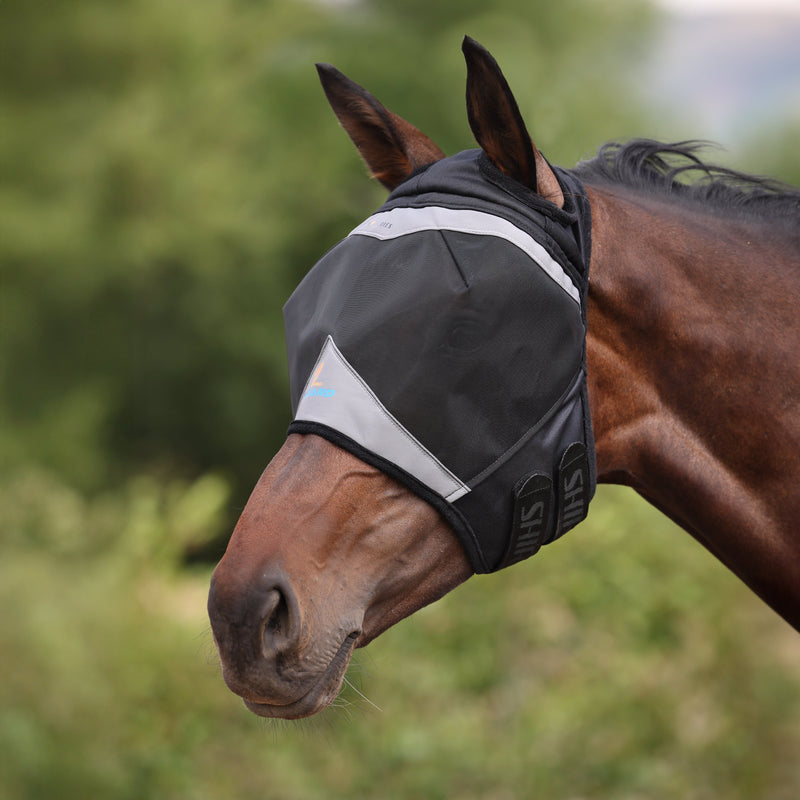 Load image into Gallery viewer, Shires FlyGuard Pro Fine Mesh Fly Mask With Ear Hole
