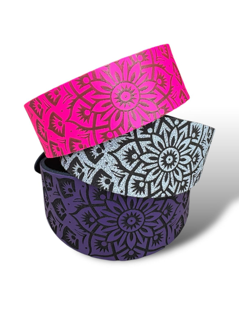 Load image into Gallery viewer, Leather Collar - Mandala
