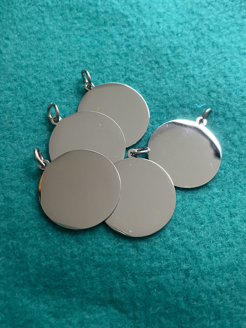 Load image into Gallery viewer, Engraved Dog Tags - Round

