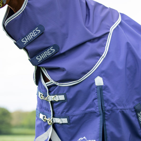 9393 - Shires Highlander Original Lite Turnout Rug & Neck Set