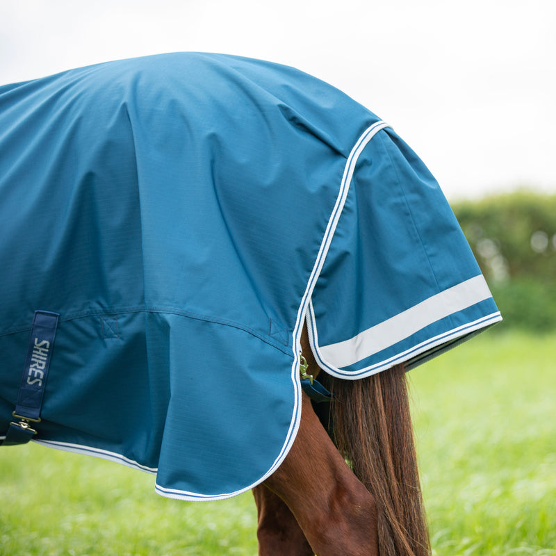 Load image into Gallery viewer, 9394 - Shires Highlander Original 50 Turnout Rug &amp; Neck Set
