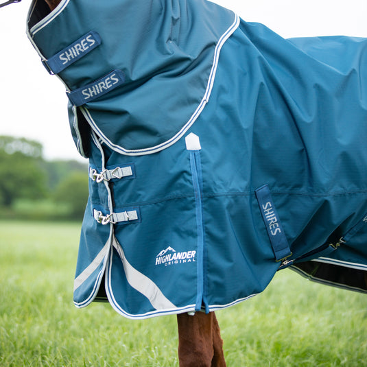9394 - Shires Highlander Original 50 Turnout Rug & Neck Set