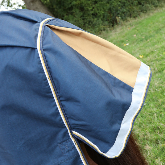 9751 - Shires Highlander Plus Lite Turnout Rug