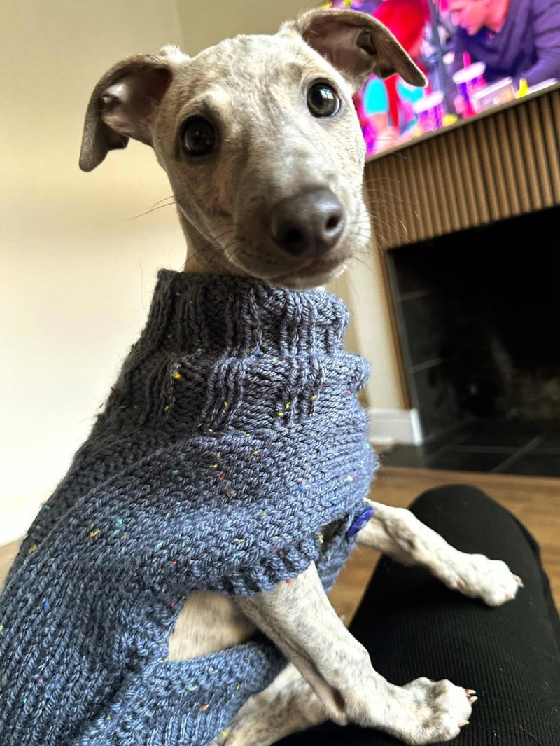 Load image into Gallery viewer, Knitted Coat - Button Up - Monochrome
