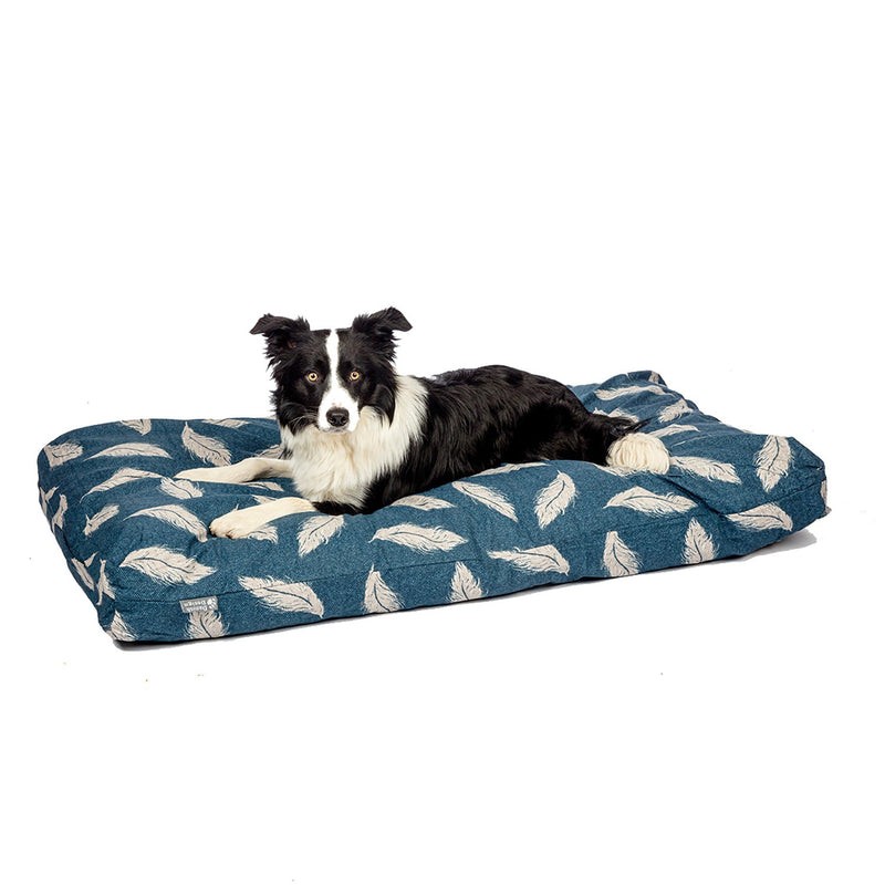Load image into Gallery viewer, Danish Design Retreat Feather Duvet Navy/Stone
