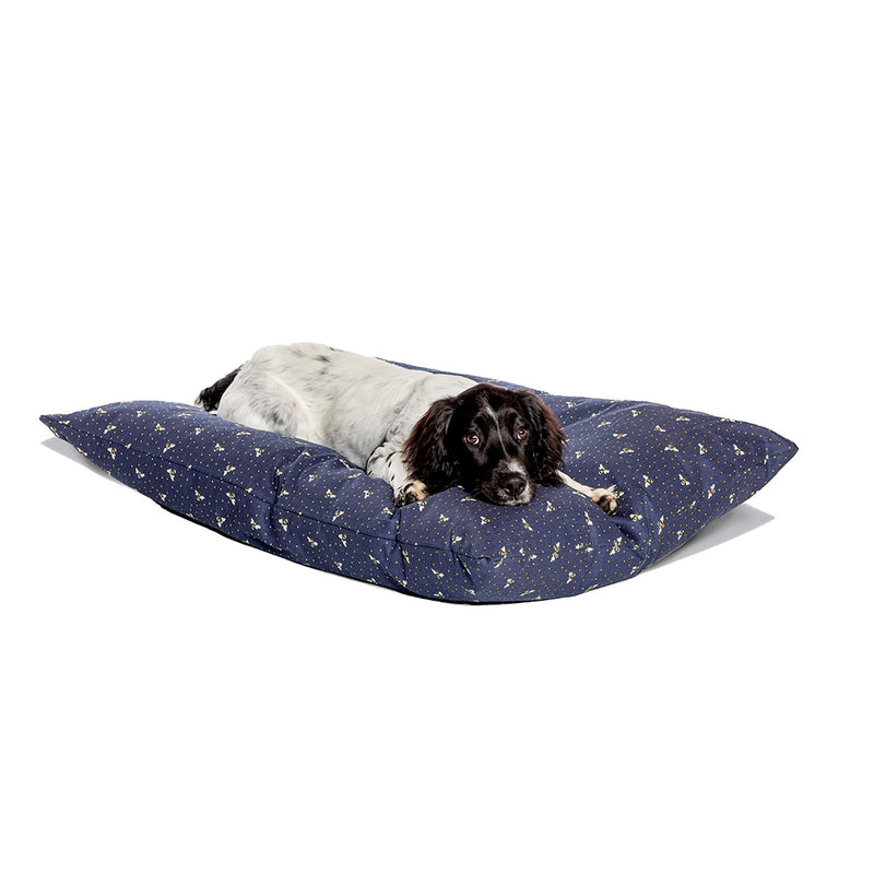 Load image into Gallery viewer, Danish Design Fatface Spotty Bees Deep Duvet
