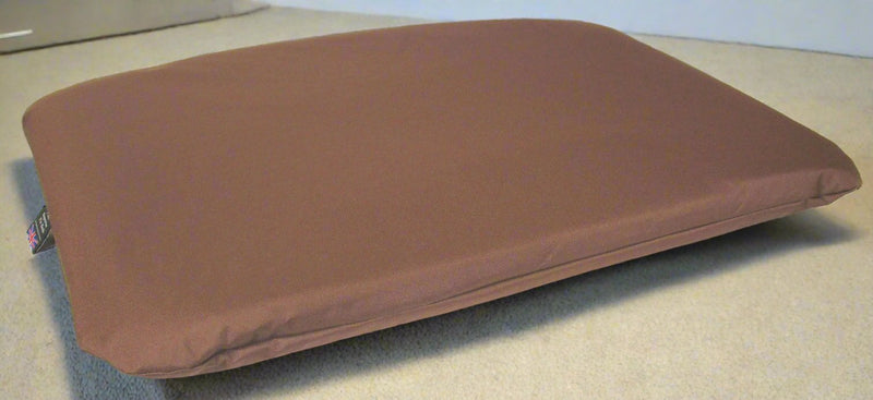 Load image into Gallery viewer, P&amp;L Country Dog Heavy Duty Waterproof Duvet Dog Beds.

