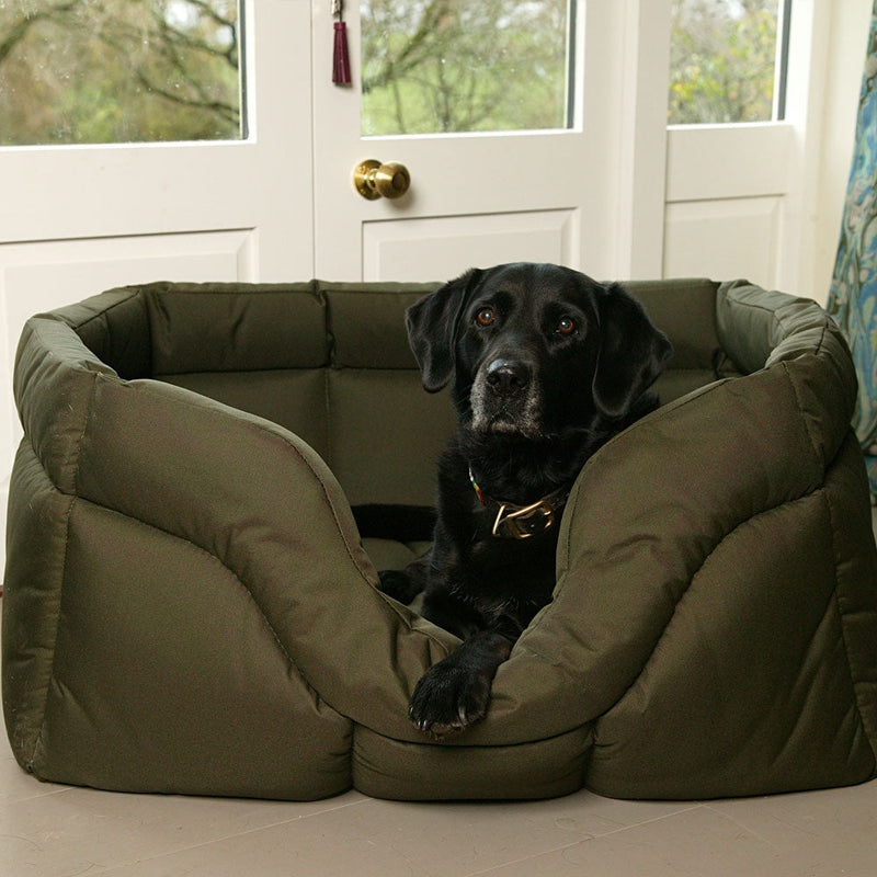 Load image into Gallery viewer, Country Dog Heavy Duty Rectangular High Sided Waterproof Dog Beds
