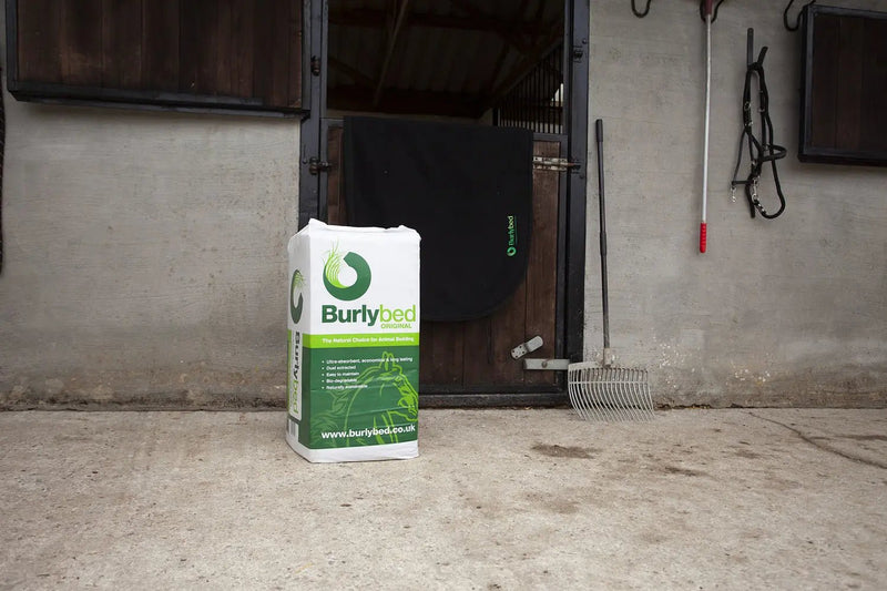 Load image into Gallery viewer, Burlybed Original (Miscanthus) Bedding 20kg - Ashurst Equestrian &amp; Country
