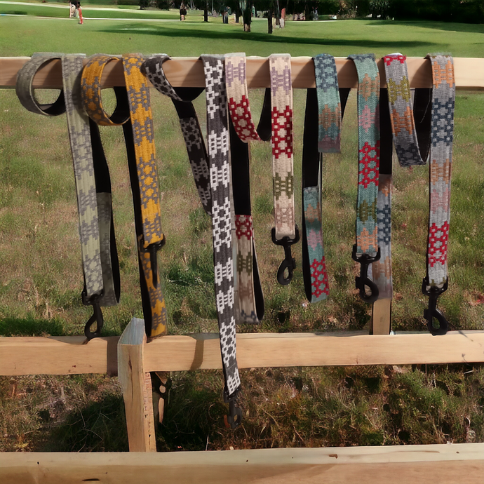 Dog leads / Leash