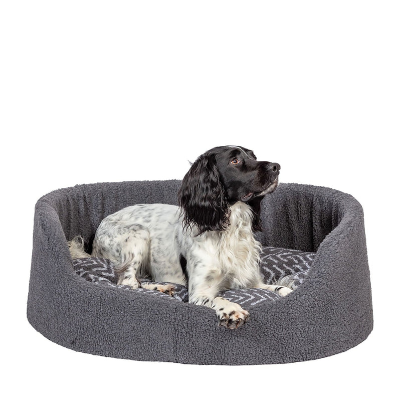 Load image into Gallery viewer, Danish Design Fleece Charcoal Rrows Slumber Bed - Ashurst Equestrian &amp; Country
