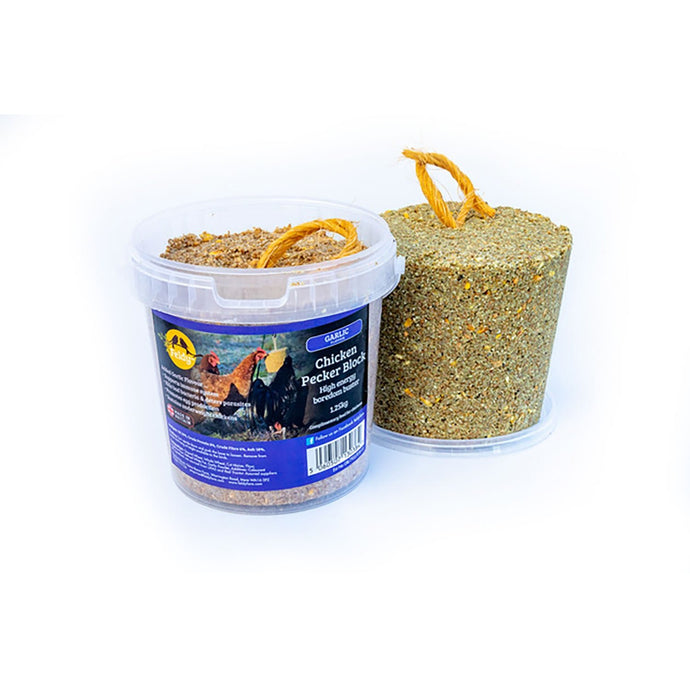 Feldy Chicken Pecker Block Garlic - Ashurst Equestrian & Country