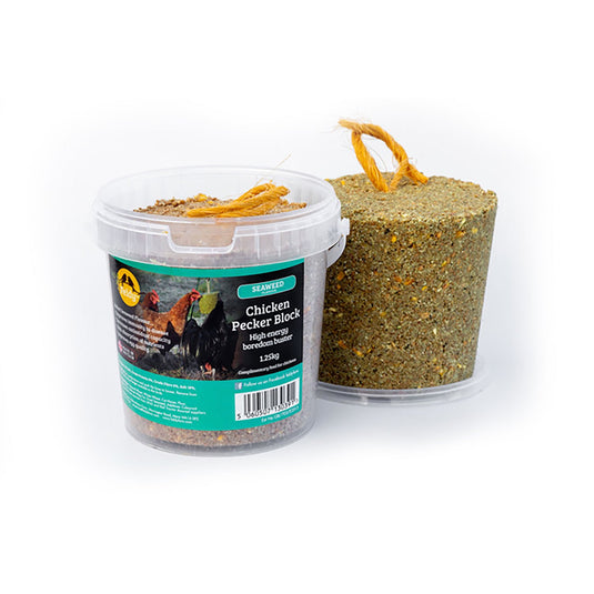 Feldy Chicken Pecker Block Seaweed - Ashurst Equestrian & Country