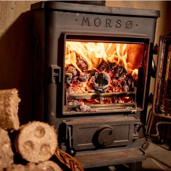 Load image into Gallery viewer, Hotmax Fuel Logs – 20kg - Ashurst Equestrian &amp; Country
