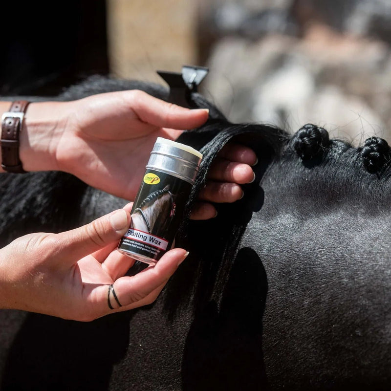 Load image into Gallery viewer, KM Elite Plaiting Wax 75g - Ashurst Equestrian &amp; Country
