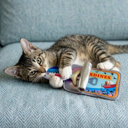Load image into Gallery viewer, Kong Cat Crackles Sardine - Ashurst Equestrian &amp; Country
