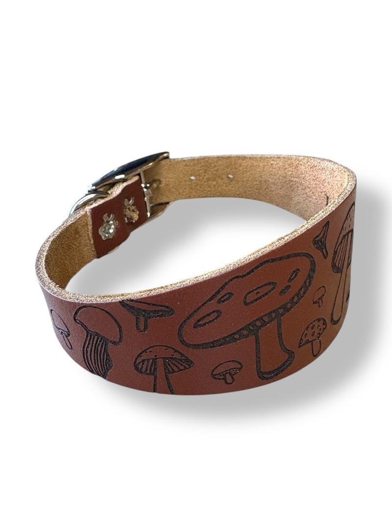 Load image into Gallery viewer, Leather Collar - Mushroom - Ashurst Equestrian &amp; Country

