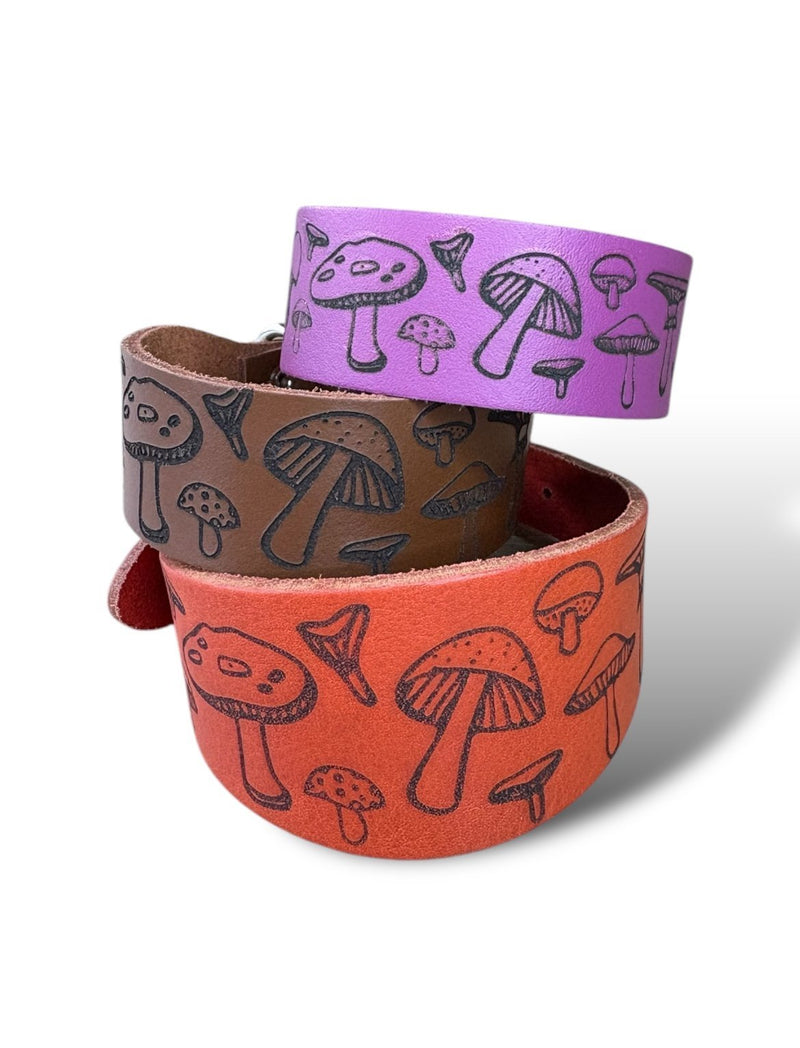 Load image into Gallery viewer, Leather Collar - Mushroom - Ashurst Equestrian &amp; Country
