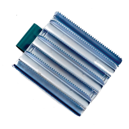 Lincoln Military Metal Currycomb - Ashurst Equestrian & Country