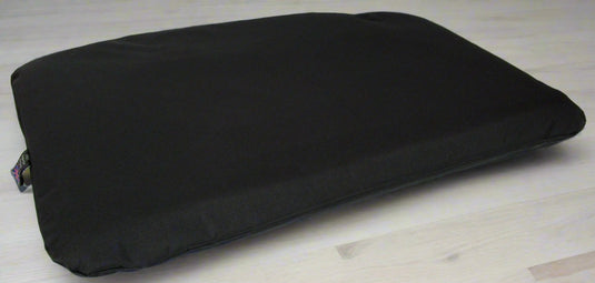 P&L Country Dog Heavy Duty Waterproof Duvet Dog Beds. - Ashurst Equestrian & Country