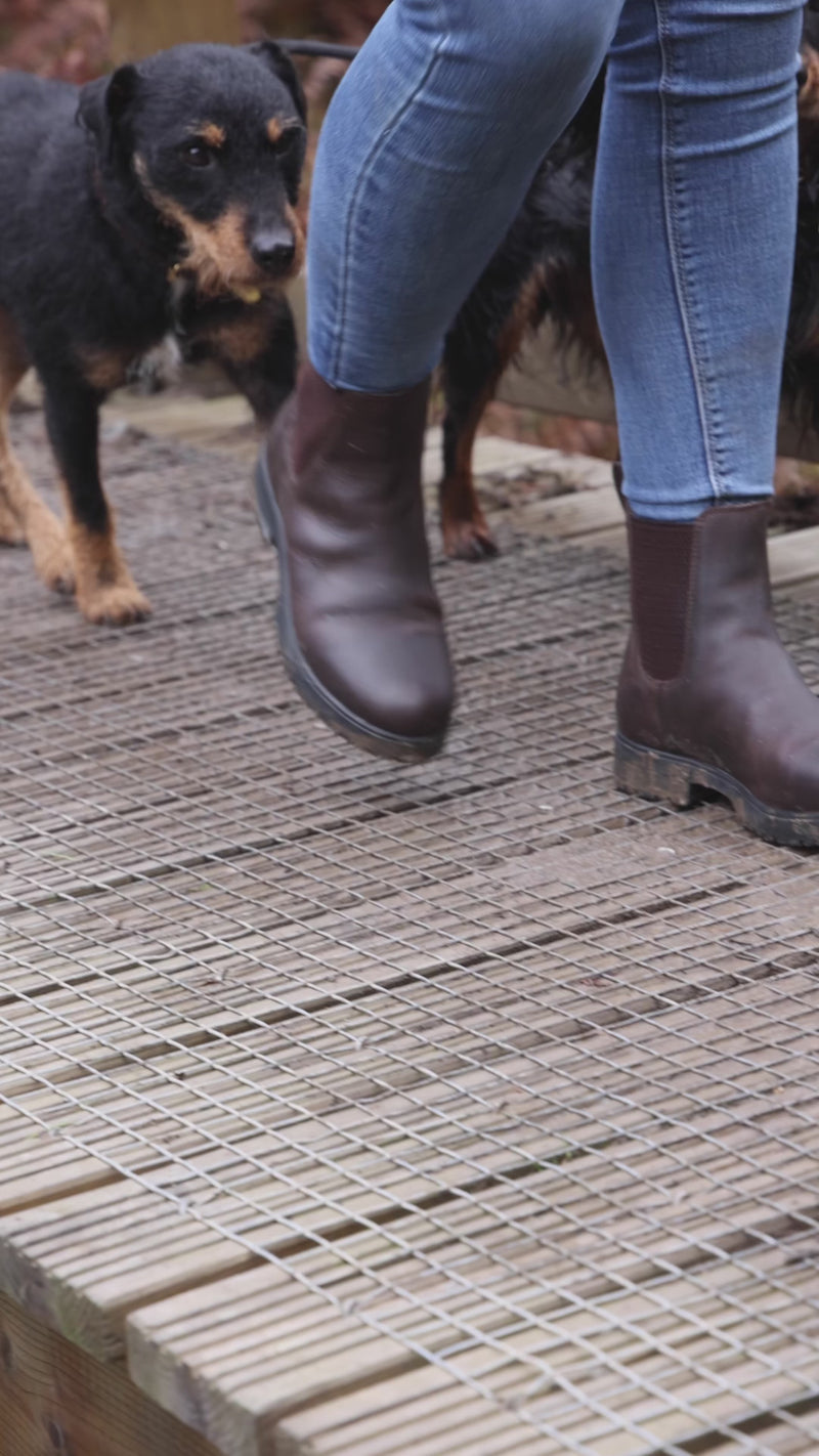 Load and play video in Gallery viewer, Moretta Verona Dealer Boots
