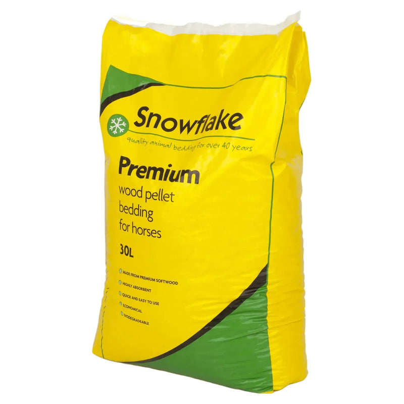 Load image into Gallery viewer, Snowflake Wood Pellets 30L - Ashurst Equestrian &amp; Country
