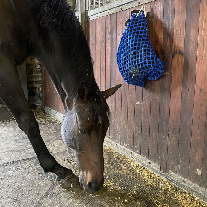 Trickle Net Shake & Graze Chaff Net - Ashurst Equestrian & Country